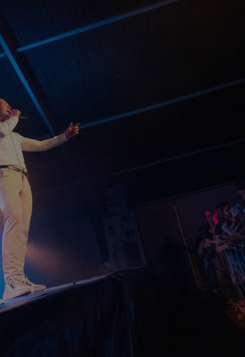 zanger Christian Renkema maakt er een feest van